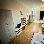 Alice's House * קאנוני